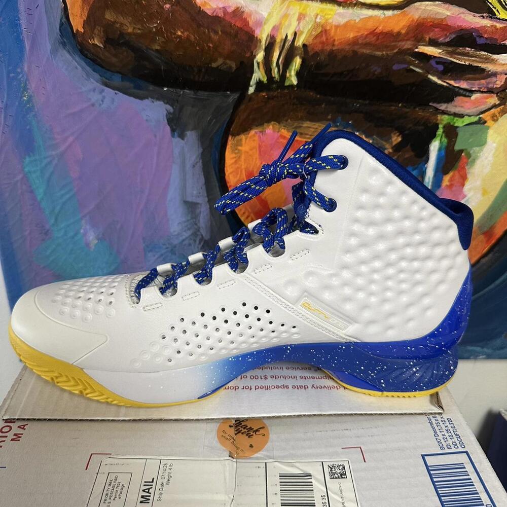 Under Armour Men's White and Multi Trainer